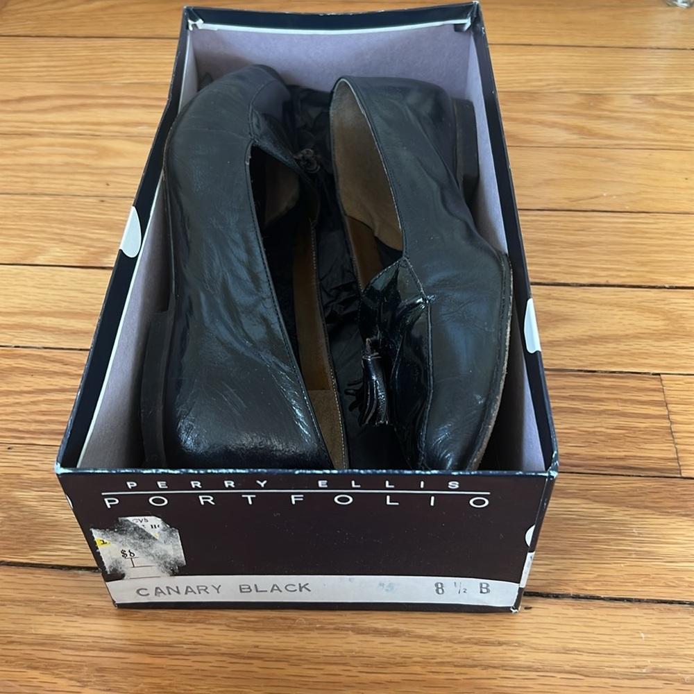 Perry Ellis Women's Black Loafers size 8.5 - Picture 5 of 5